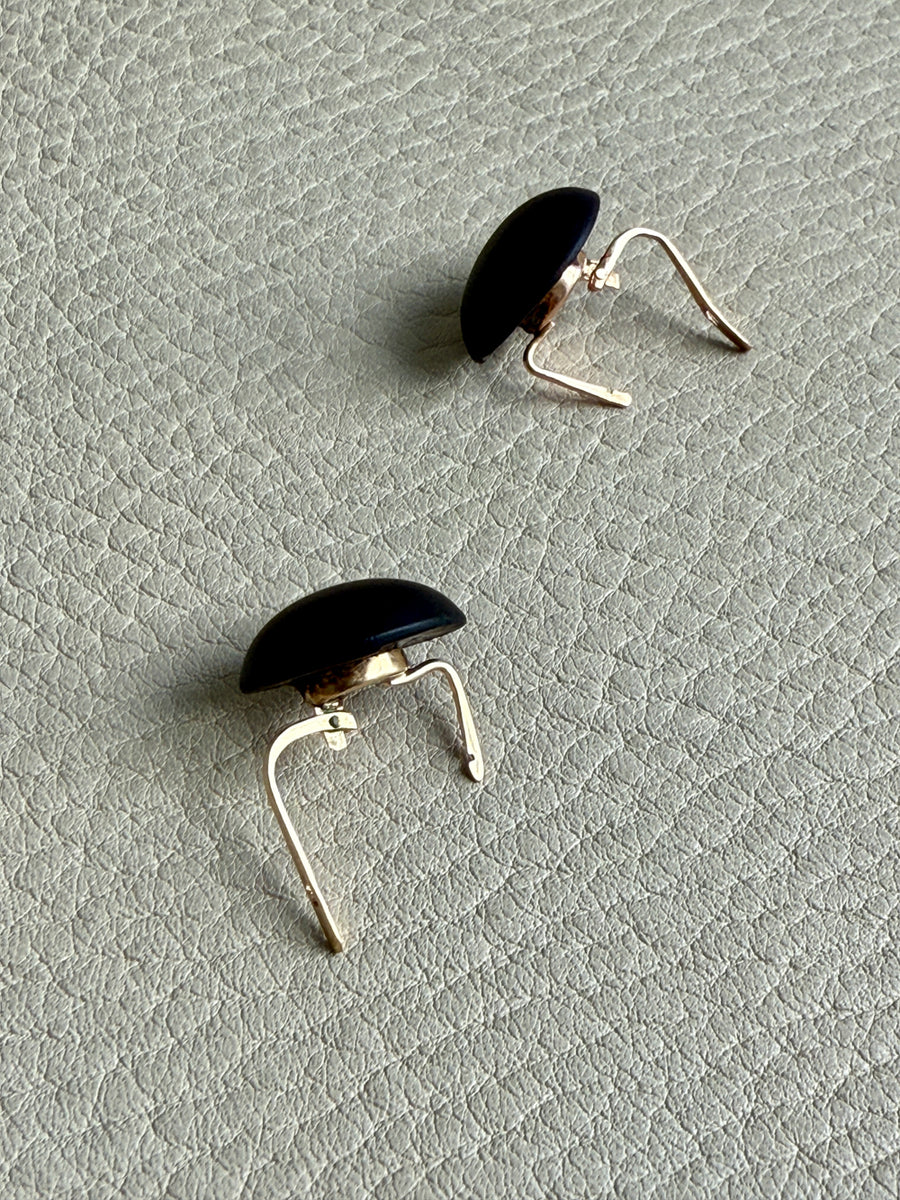 Excellent! 18k Gold set with Black Jet Vintage early 20th Century era Dome Earrings