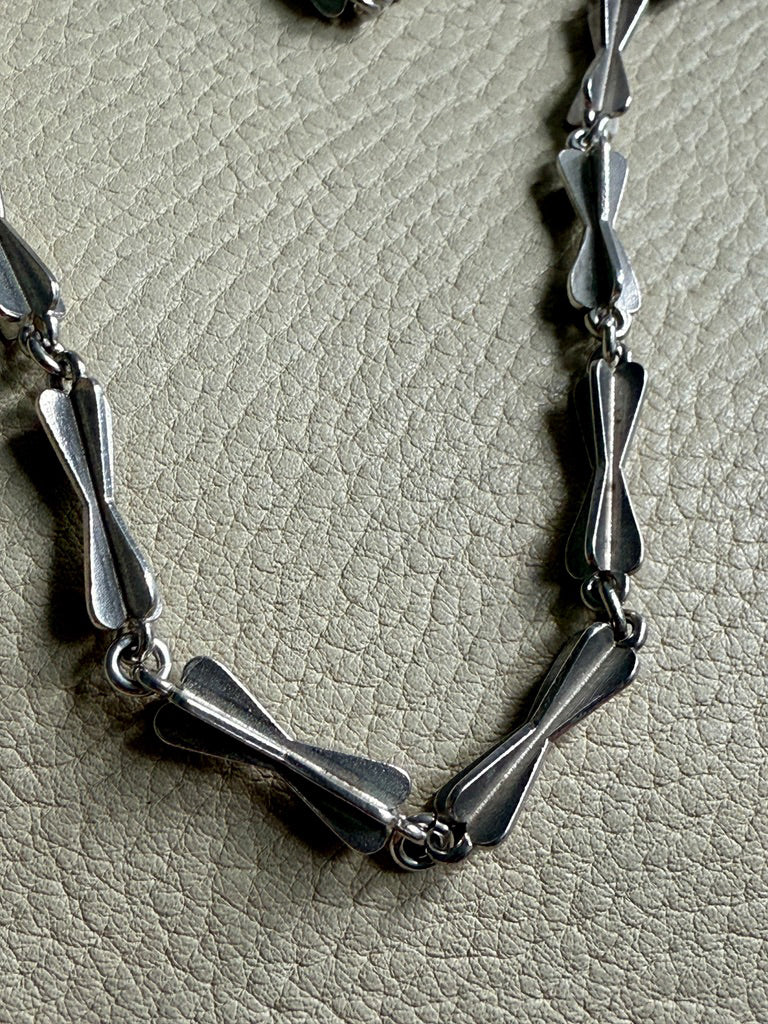 Unique! Chunky Long Sterling Silver Vintage Bow Link Necklace - 35 inch length