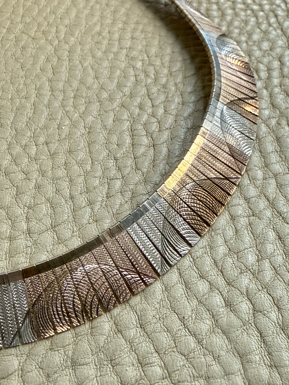 Italian 1950s/60s era Sterling Silver Cleopatra Collar Necklace - 16.2 inch length