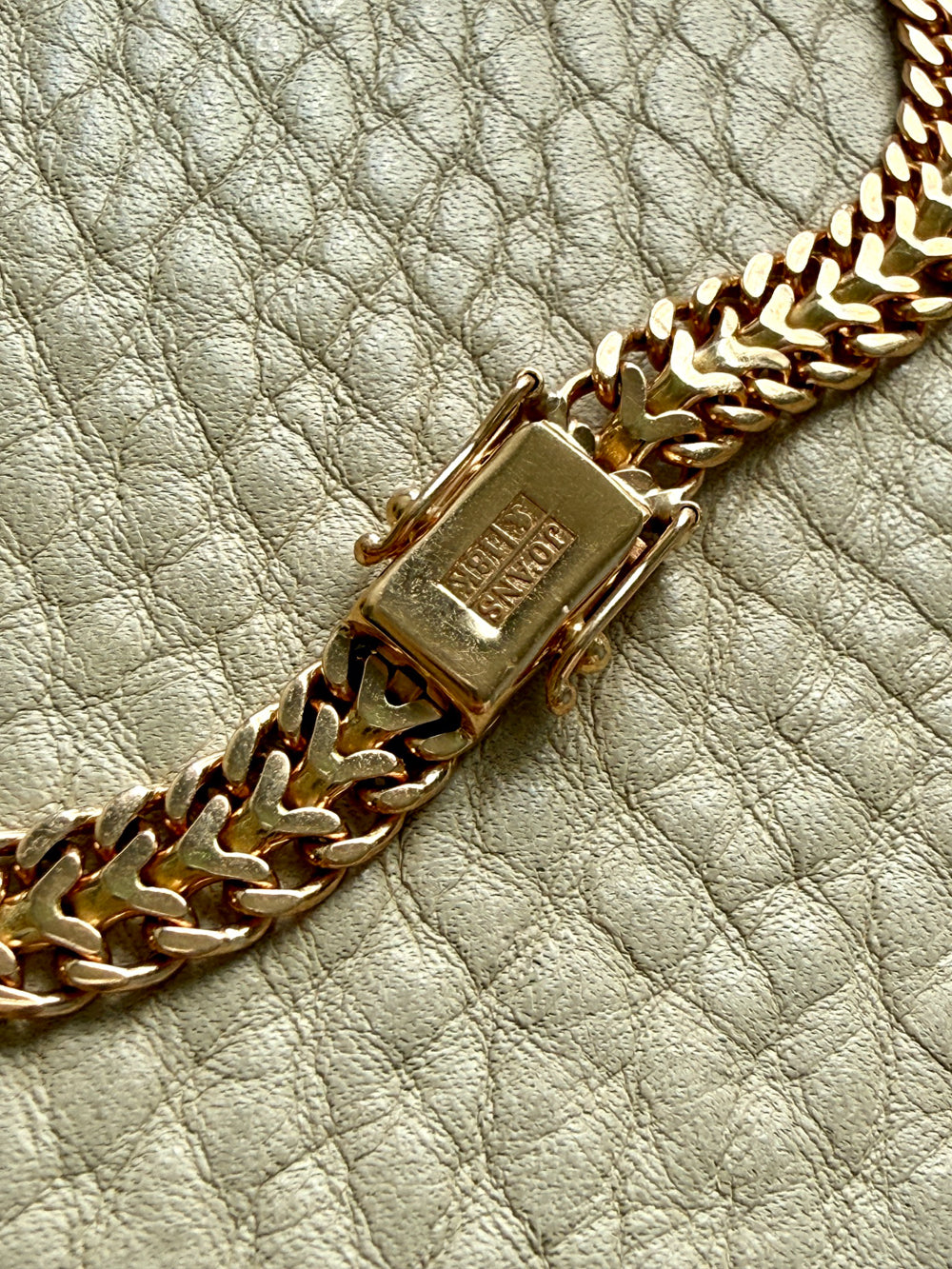 Vintage Swedish Wide Herringbone Link Necklace 18k Gold – 20 Inch Length