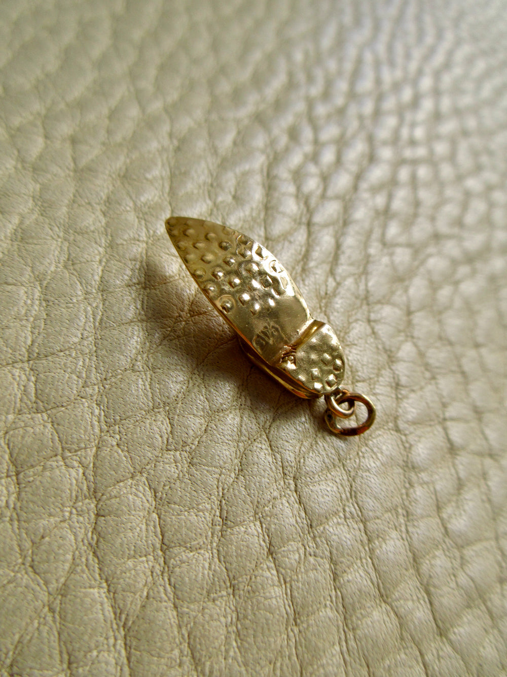 Vintage 14k Gold Pointed Bootie Charm – 1" Drop