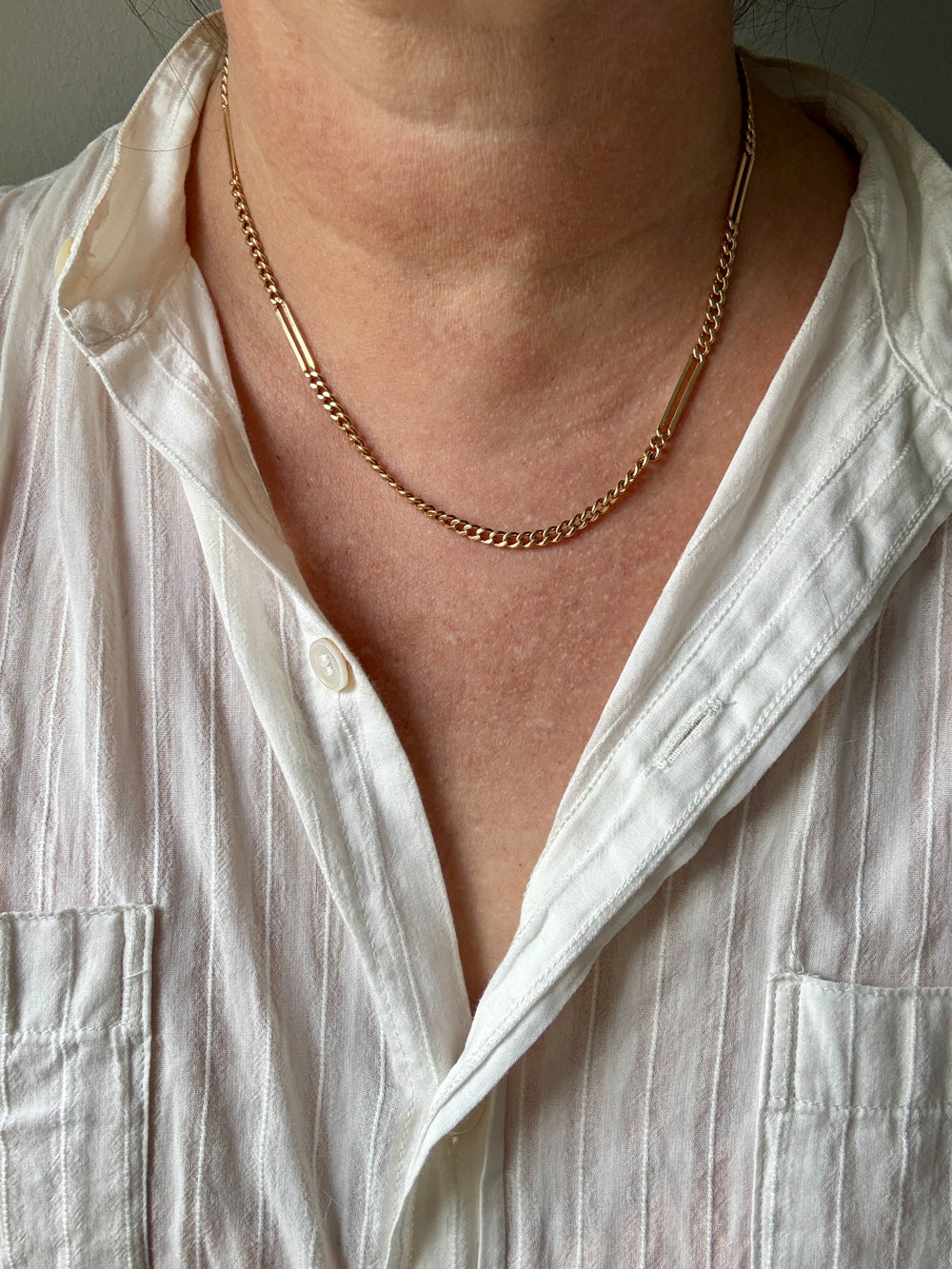 Vintage 18k Yellow Gold Bar and Curb Chain Necklace - 17.5 inch length