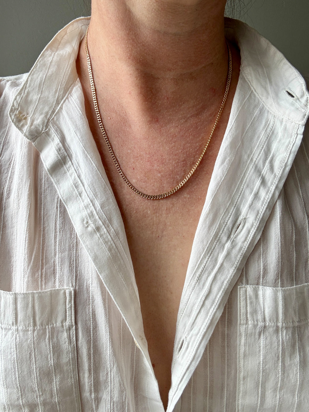 1920s era Pressed Curb Link Chain Necklace in 18k Gold - 20.1 inch length