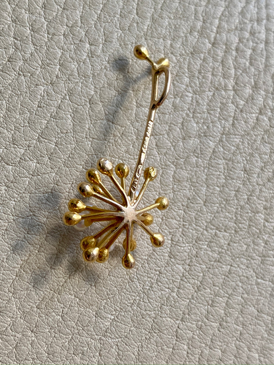 Made in 1969 - 14k gold Dandelion pendant with cultured Pearls - Vintage Finnish with long 28” original curb chain necklace