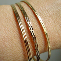 1950s era Vintage Faceted Bangle Bracelet 18k Gold – 8.5 Inch Interior Circumference