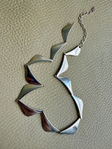 1960s era Wing Link Sterling Silver Collar Necklace - 15-18 inch adjustable length