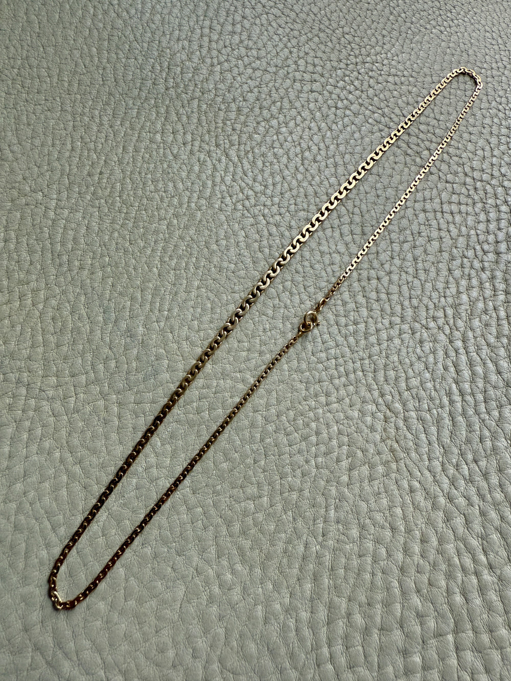 Vintage 18k gold Virola Link Necklace - Graduated width - 17.4 inch length