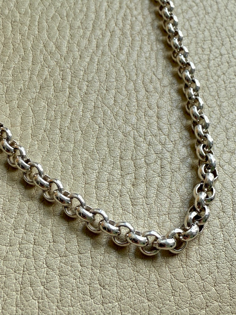 Chubby Vintage Silver British Rolo Link Necklace- 18 inch length