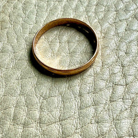 1996 Dashed Line 18k Gold Wedding Band by BÖS - Size 6.5