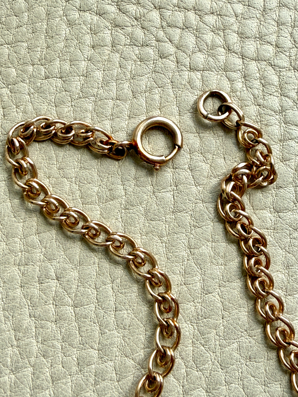 Vintage Swedish 18k Gold Spiral Link Chain Necklace – 17.25 Inch Length