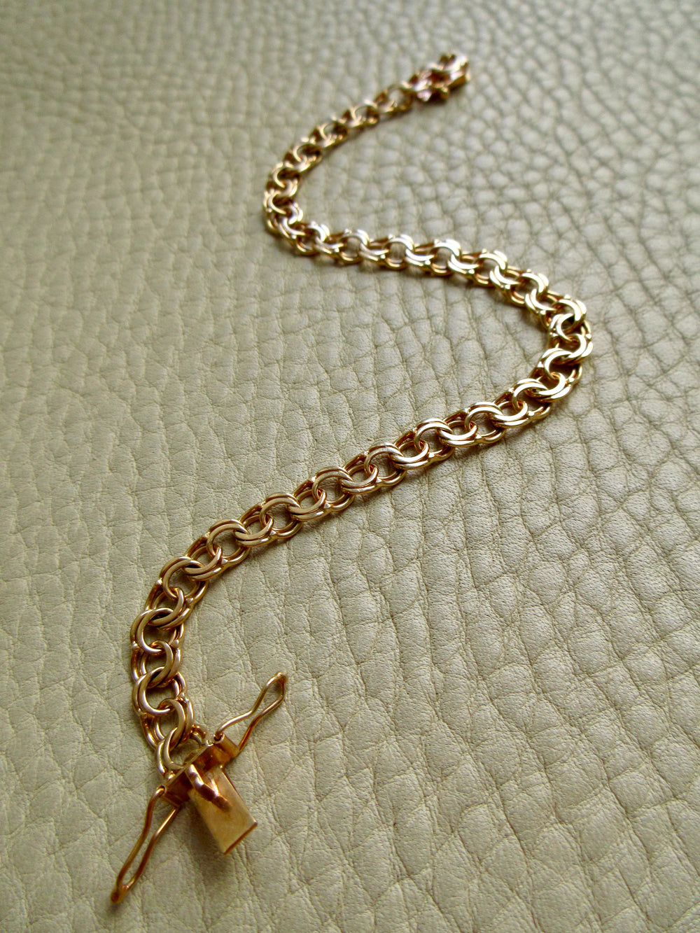 1966 Vintage Double Link Solid 18k Gold Bracelet - 7.2 inch length