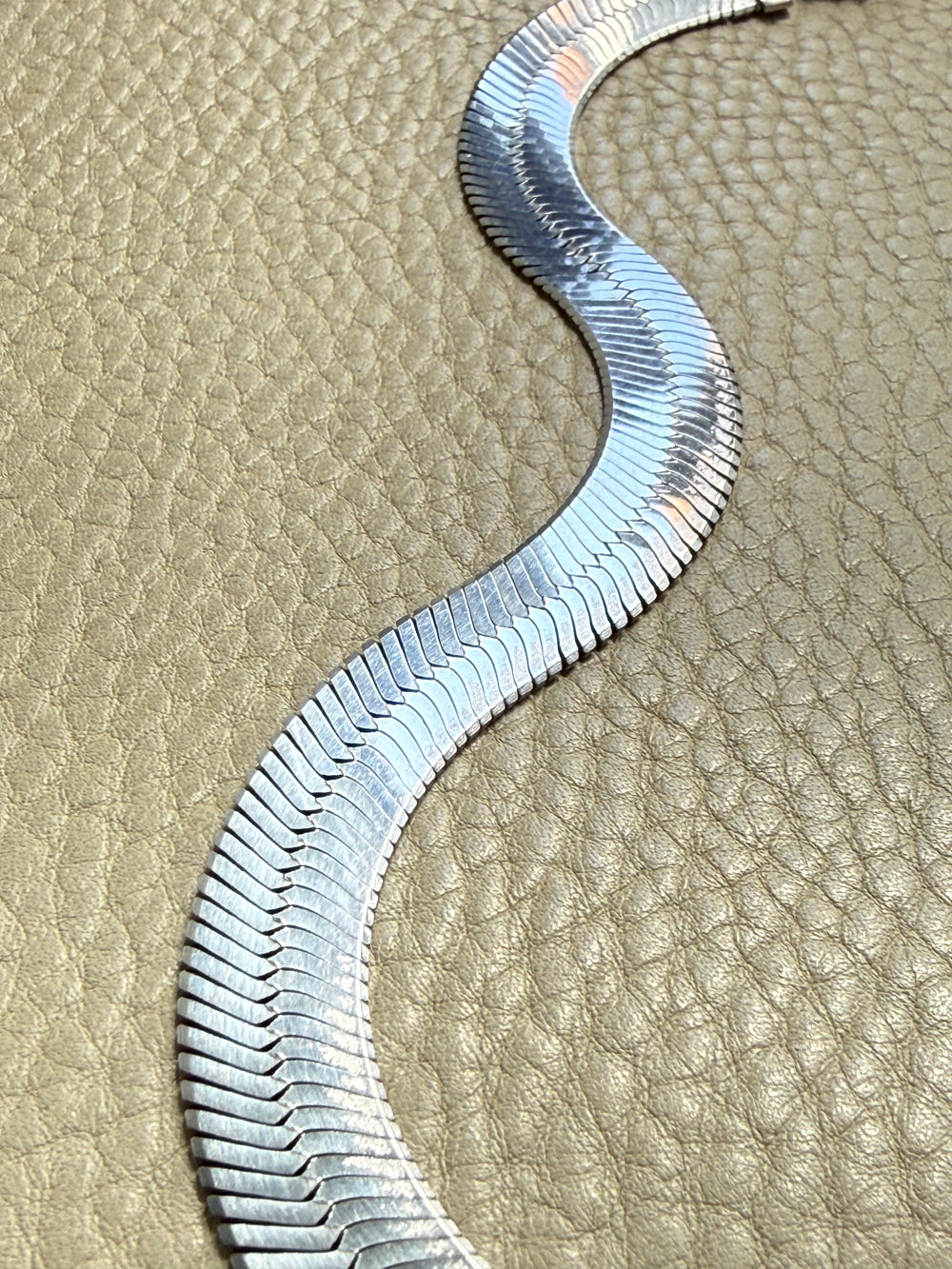 Italian Sterling Silver Herringbone Chain Necklace – 18.5 Inch Length