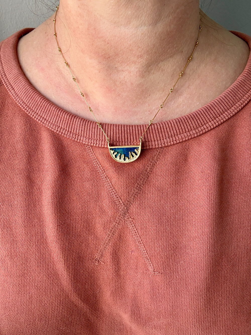 18k Yellow Gold Spectrolite Pendant Necklace by Lapponia – 17.25 Inch Length