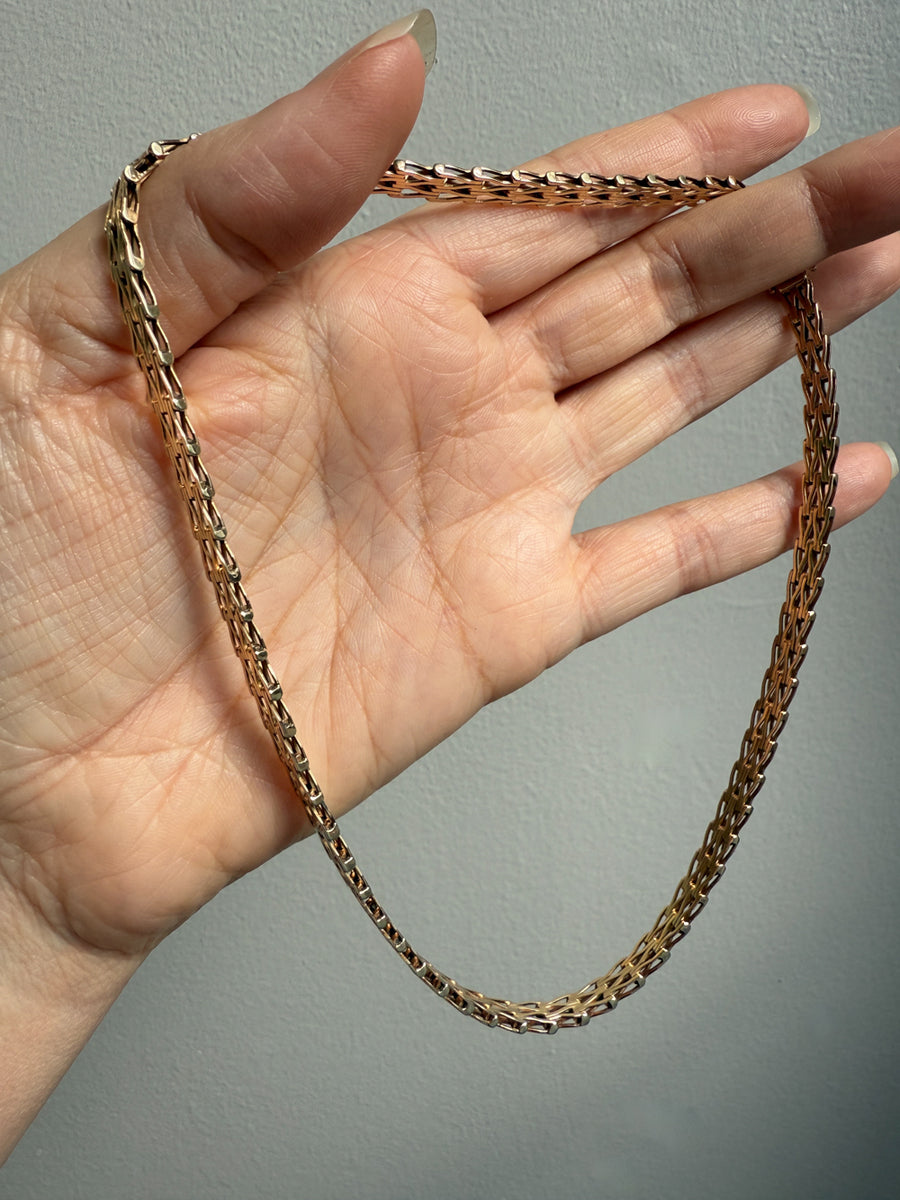 Exquisite 14k gold Wishbone necklace by Jens Poul Asby - 16.2 inch length