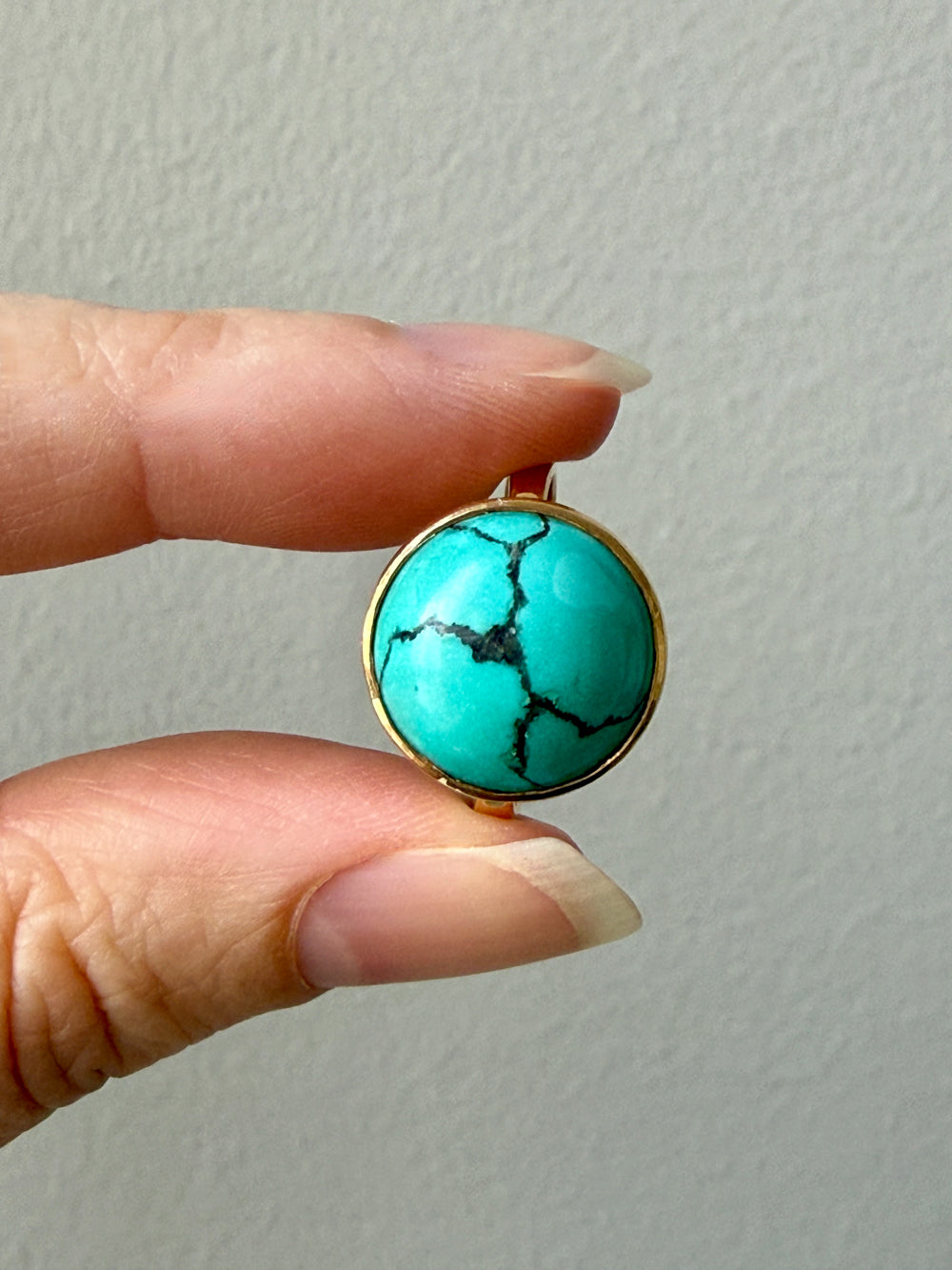 1966 Vintage Swedish 18k Gold Turquoise Cabochon Ring – Size 8