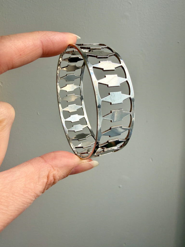 1969 Signed Silver bangle with pillar cutouts - 7.7 interior circumference