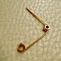 Antique UK 18k Gold Safety Brooch Pin or Extender – 1.2 Inch Length