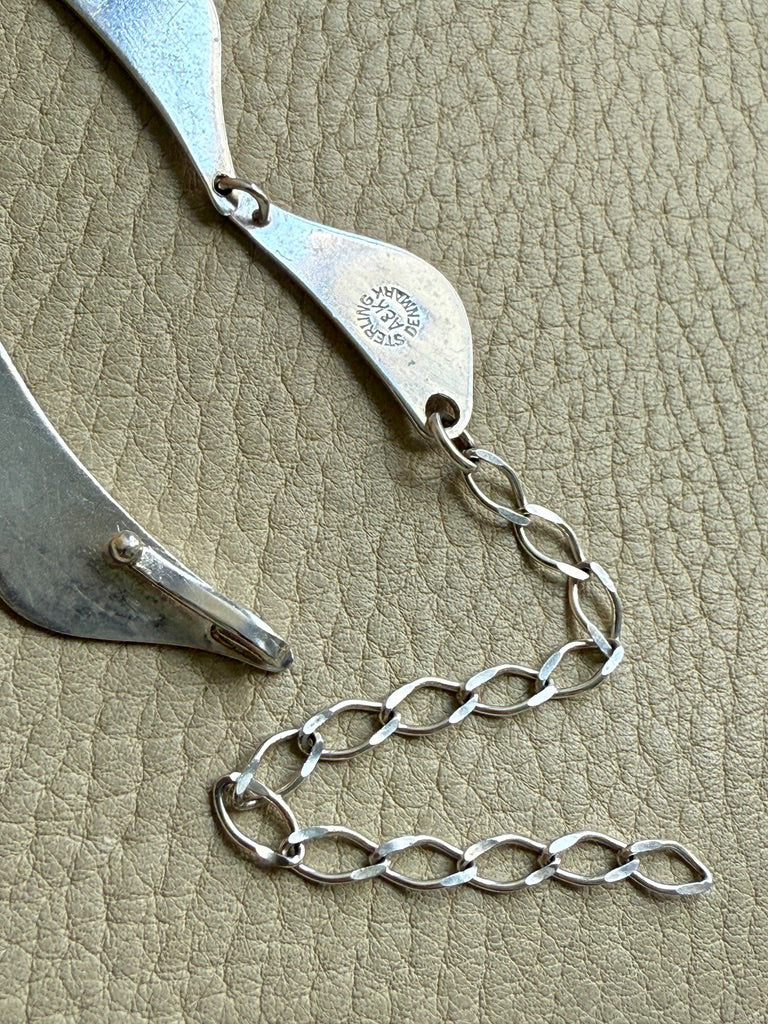 1960s era Wing Link Sterling Silver Collar Necklace - 15-18 inch adjustable length