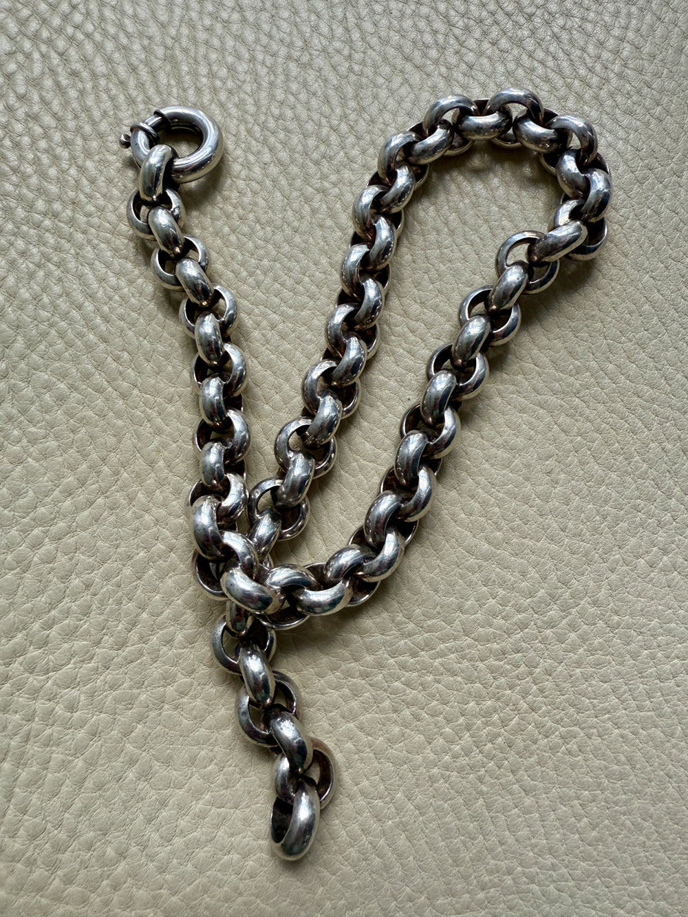 MEGA ROLO!! Heavy 228 gram Silver Rolo Link Necklace with Large Bolt Clasp - 17.5 inch length
