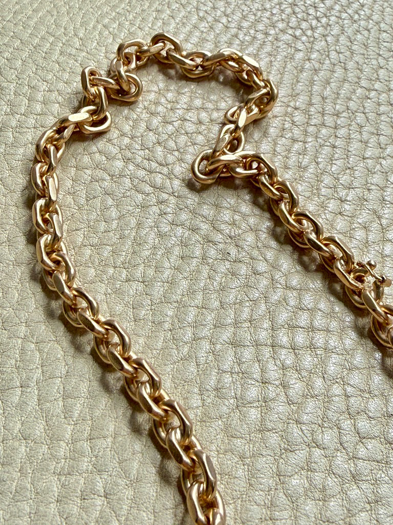 YUM! 1979 Swedish Vintage 81g Biker Link Chain Necklace 18k Gold – 24 Inch Length