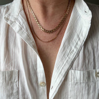 1920s era Pressed Curb Link Chain Necklace in 18k Gold - 20.1 inch length