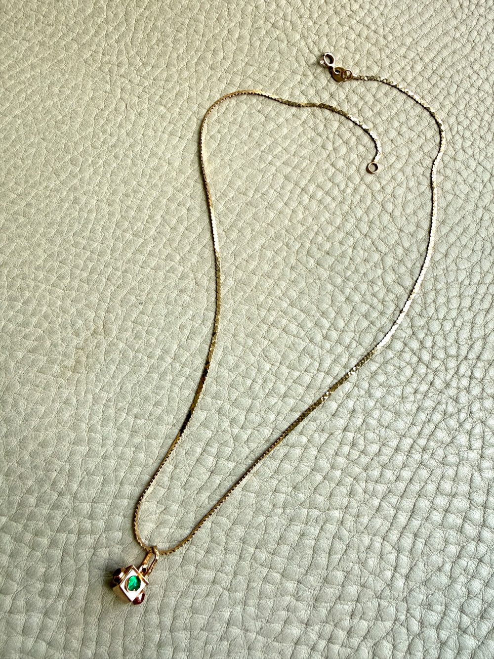 Vintage Italian 14k Yellow Gold Mirrored Heart Link Chain Necklace – 15.75 inch length
