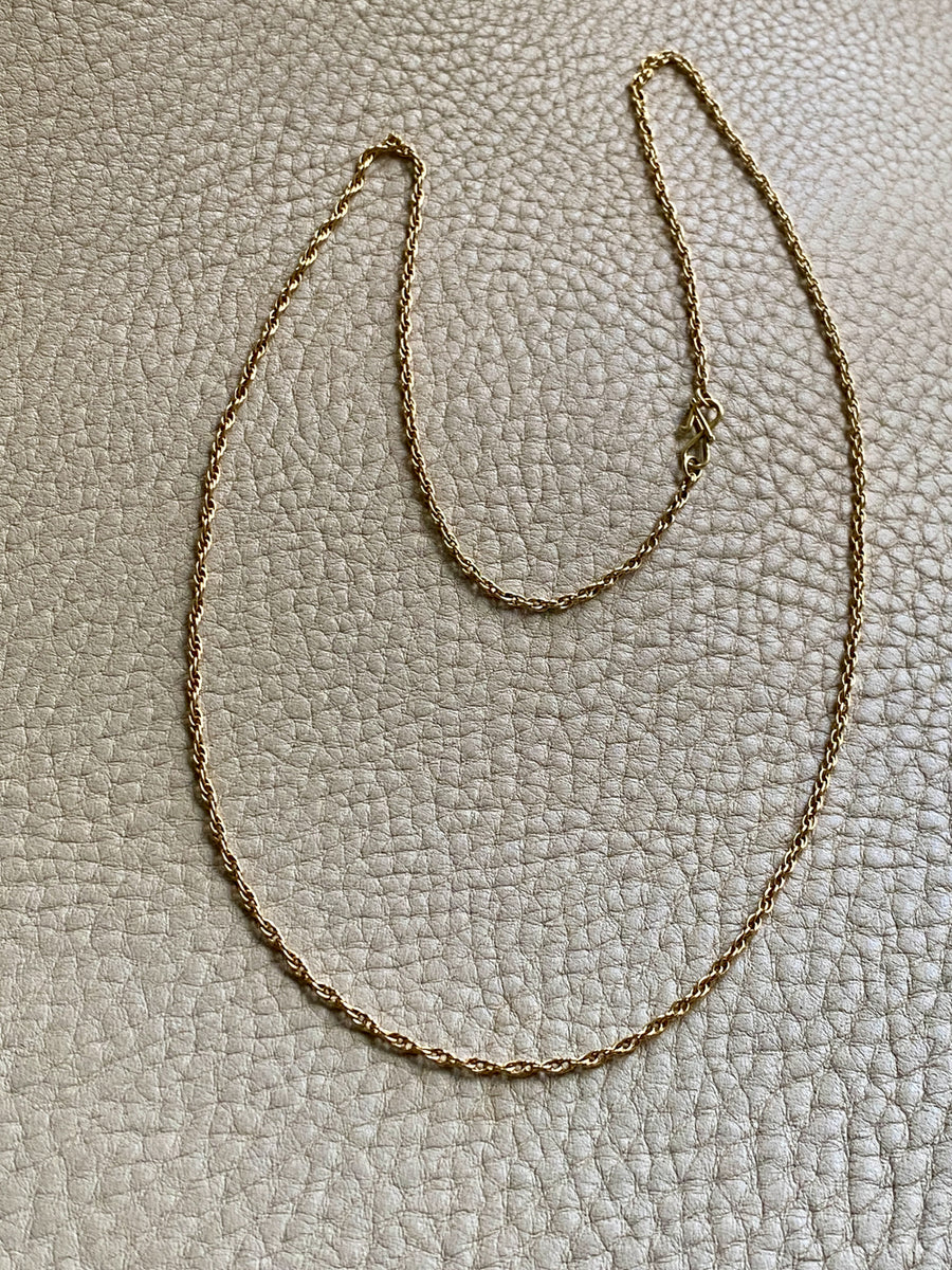 Vintage Spiral Link Chain Necklace in 18k Gold - 22.5 Inch Length