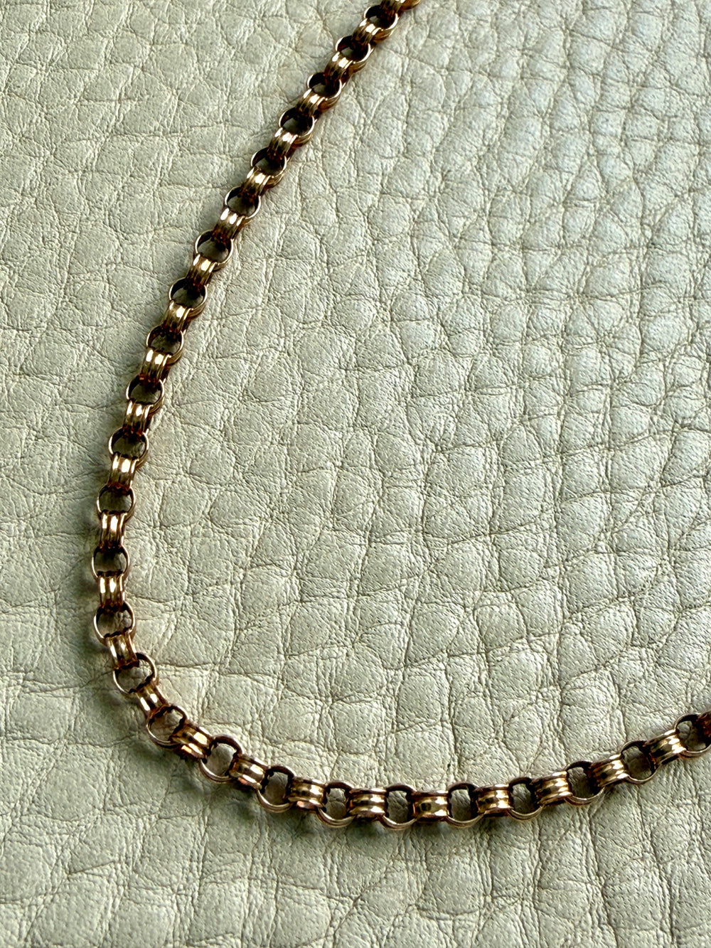 Antique British 18k Gold Belcher Chain Necklace – 21.25 Inch Length