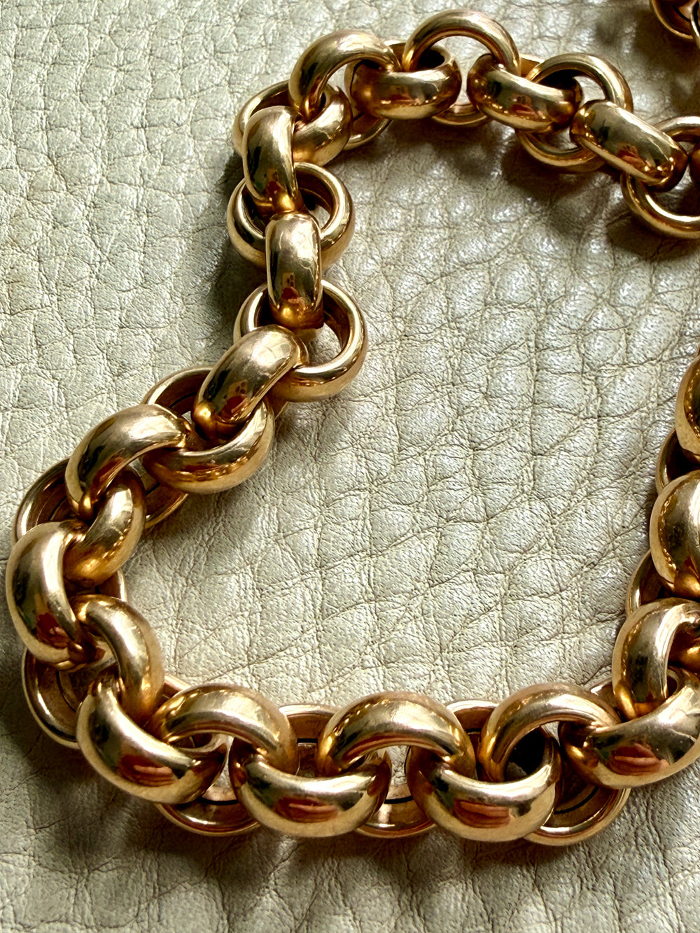 18k gold vintage rolo link necklace penelopepenelope.com