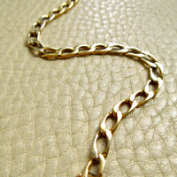 Vintage Geometric Open Curb Link Bracelet 18k Gold – 7.1 Inch Length