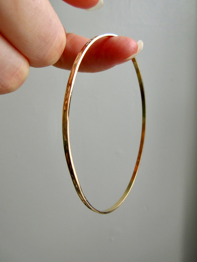 Skinny 18k Gold Vintage Oval Bangle - 8.5 inch interior circumference