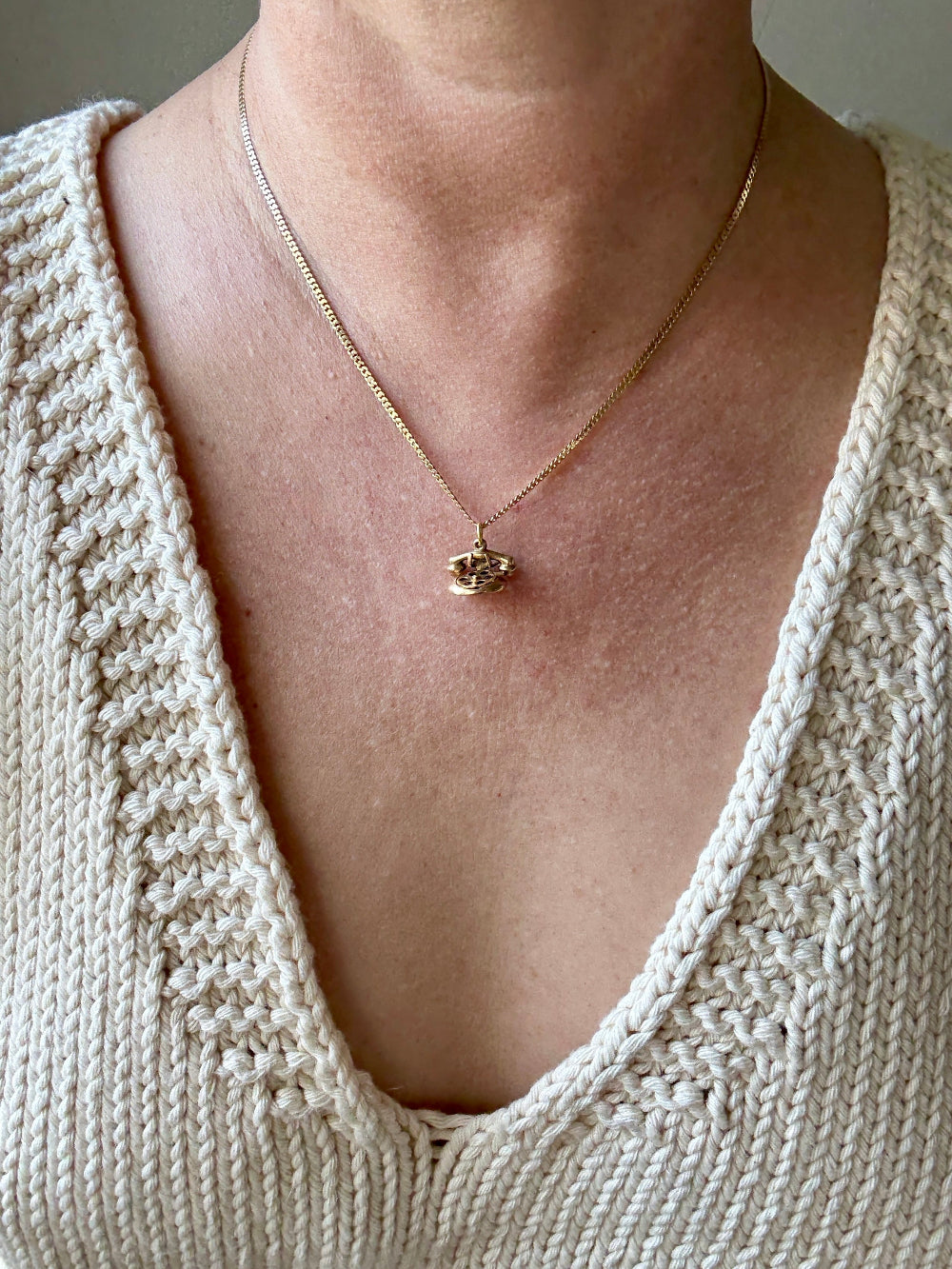 Scandinavian Vintage Pressed Curb Link 18k Gold Necklace - 17.5 inch length