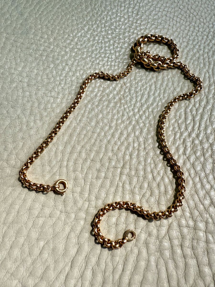 1950s era Vintage Graduated Width Rolo Link Necklace in 18k Gold - 17.75 inch length