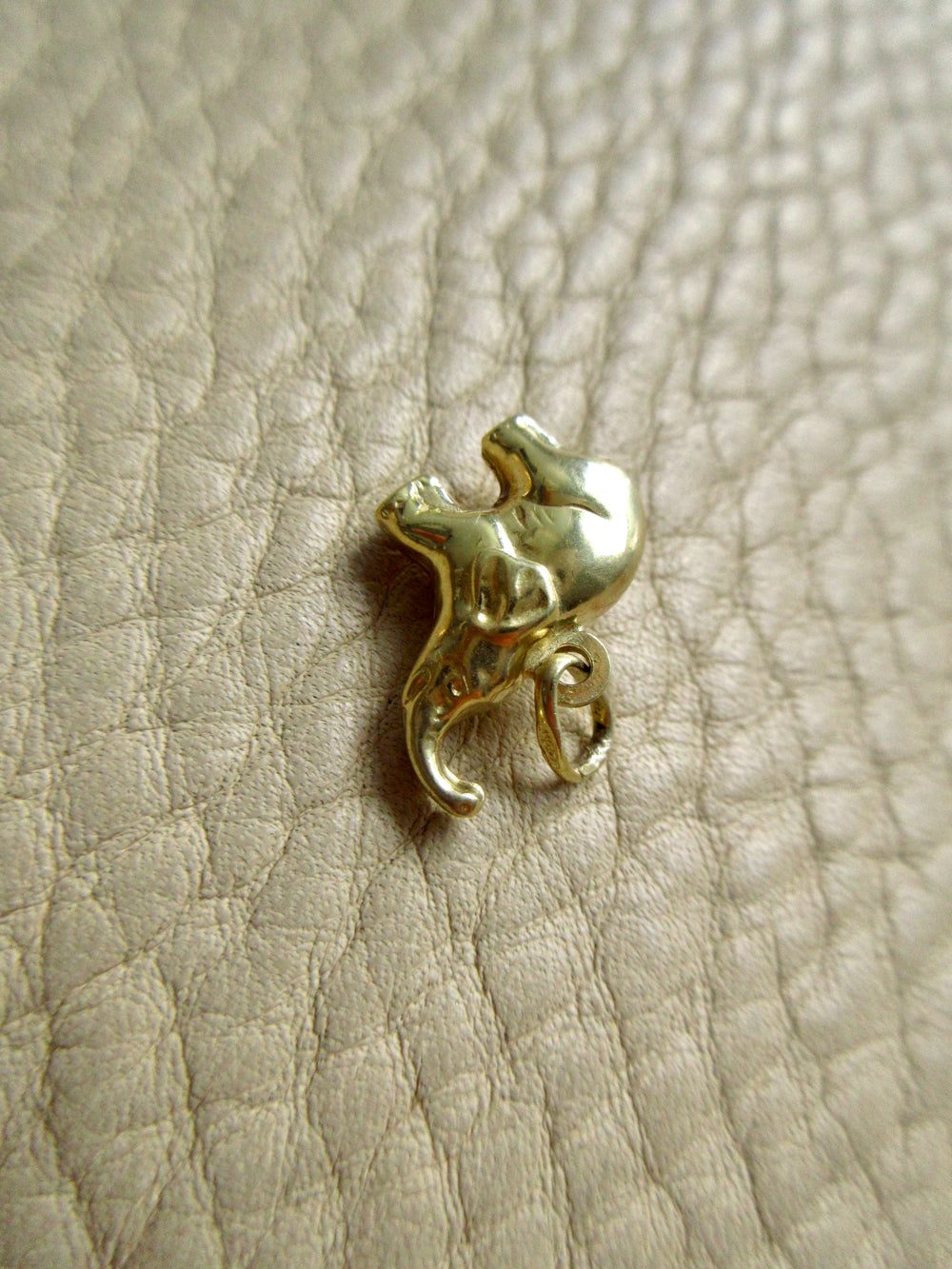 Vintage 14k Gold Elephant Charm – 0.7 inch