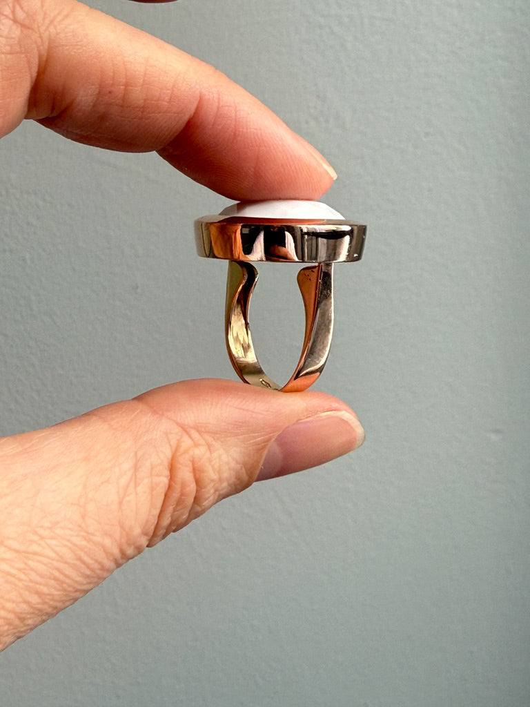 18k Gold Vintage Italian Cocktail Ring with Faceted White Stone - Size 7