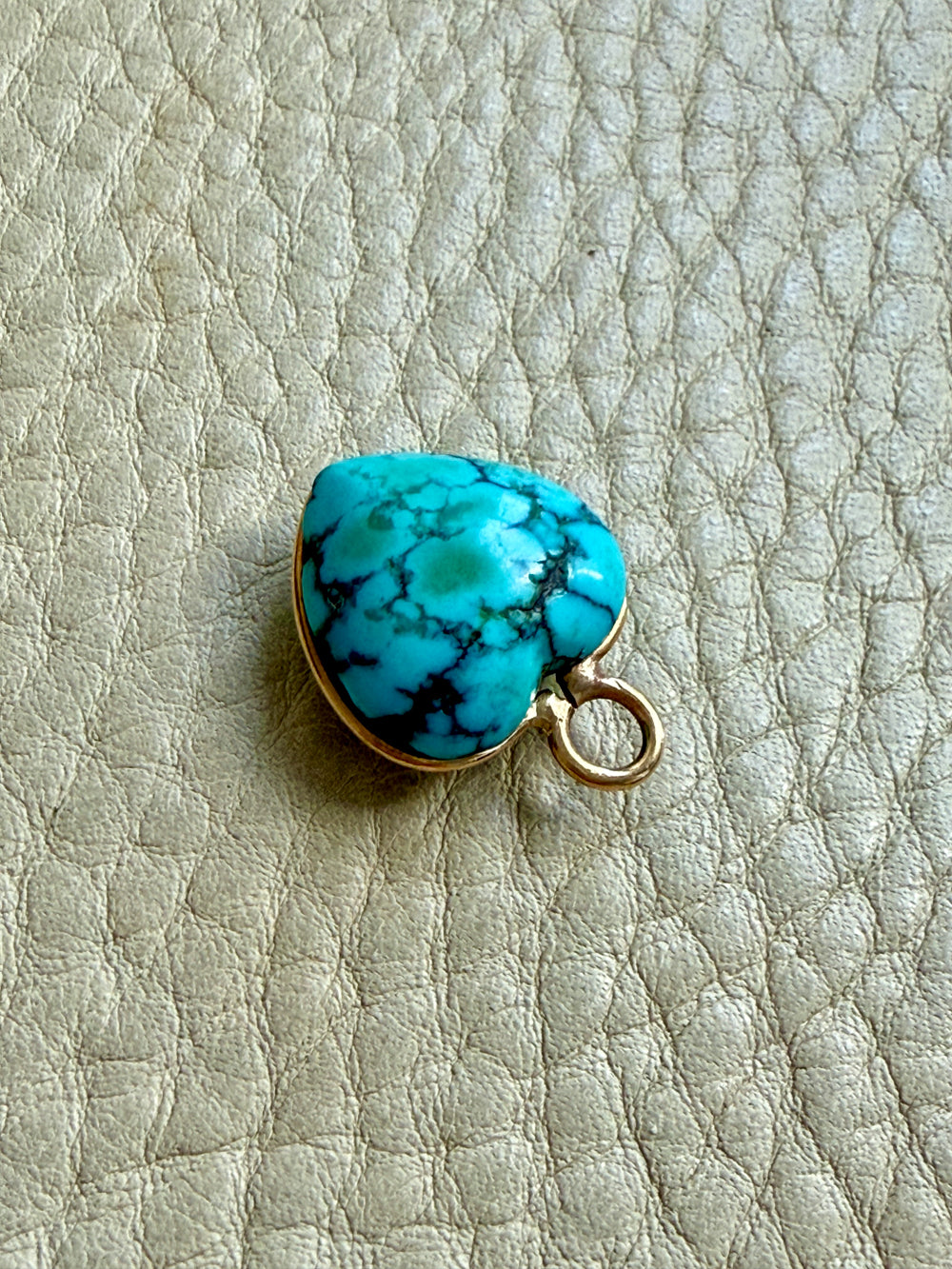 Puffy Vintage Turquoise Cabochon Bezel Set Heart Pendant 18k Gold – 0.8 inch drop