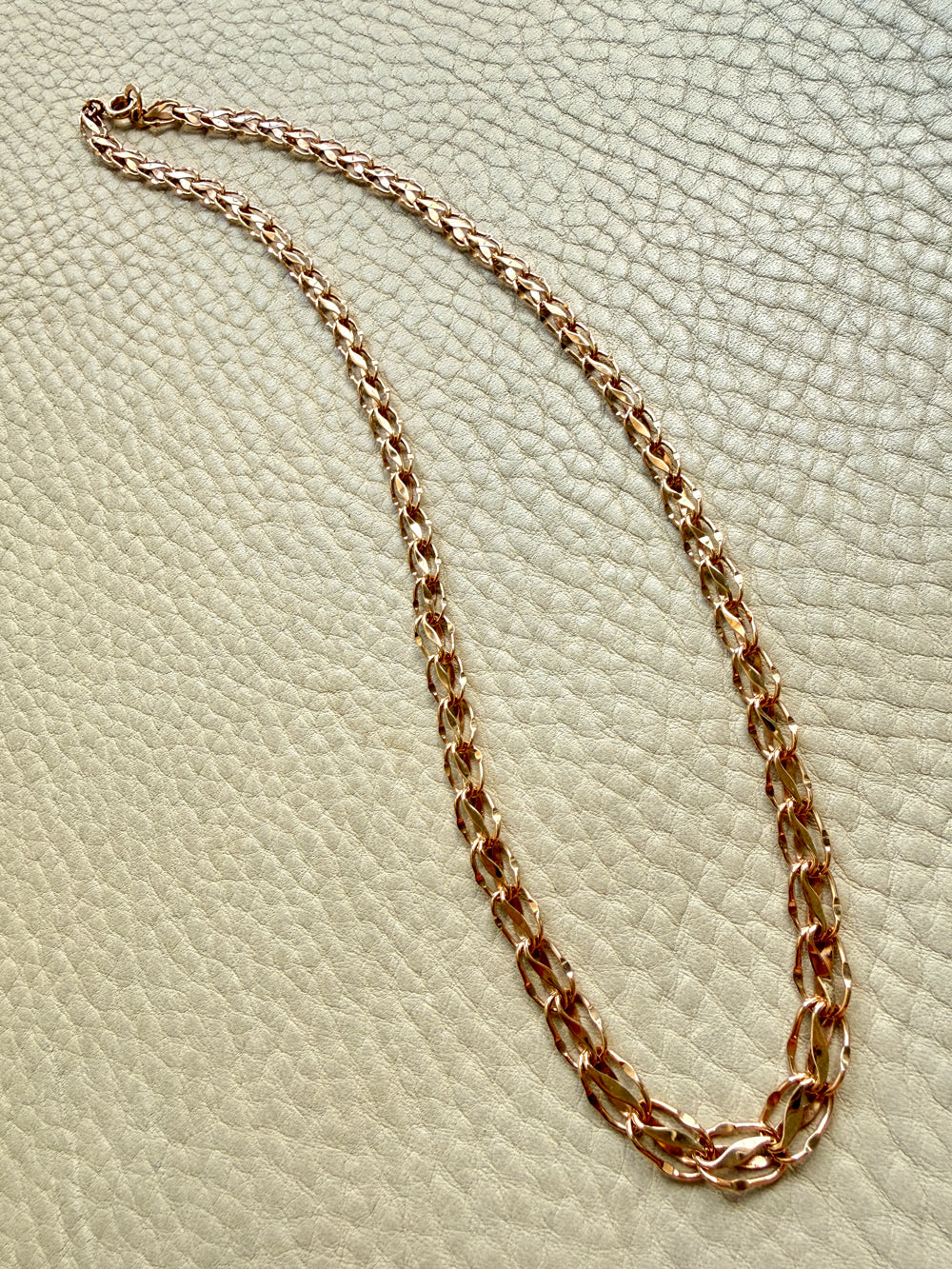 1959 Vintage Signed 18k Gold Tulip Link Chain Necklace – 16.5 Inch Length