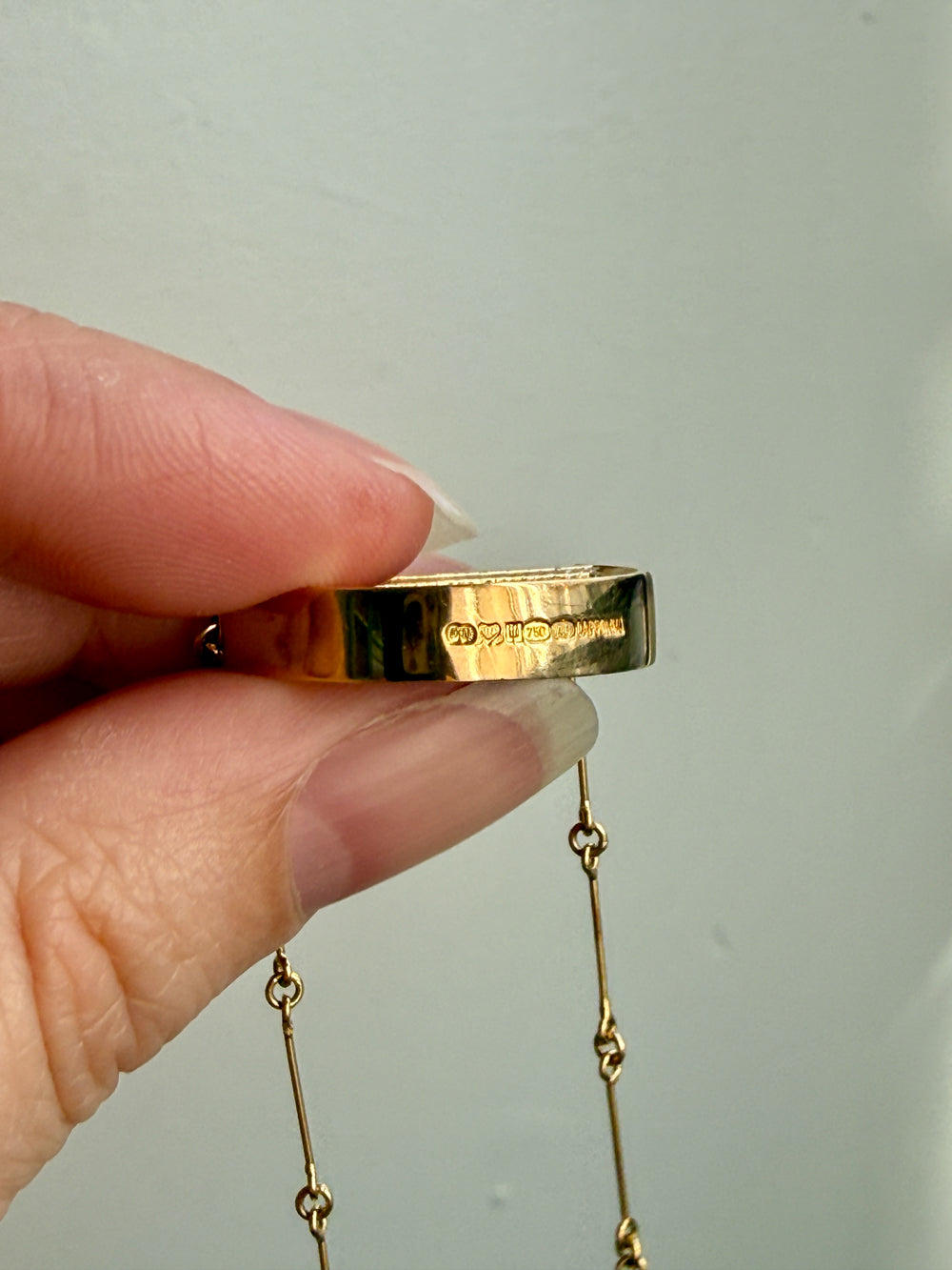 18k Yellow Gold Spectrolite Pendant Necklace by Lapponia – 17.25 Inch Length