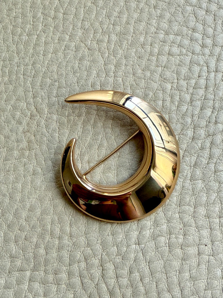 Vintage Danish Bent Gabrielsen for Hans Hansen Modernist Brooch 14k Gold - Curl