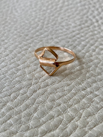 Totally unique! Scandinavian vintage 18k gold ring - folded form studio ring - size 9