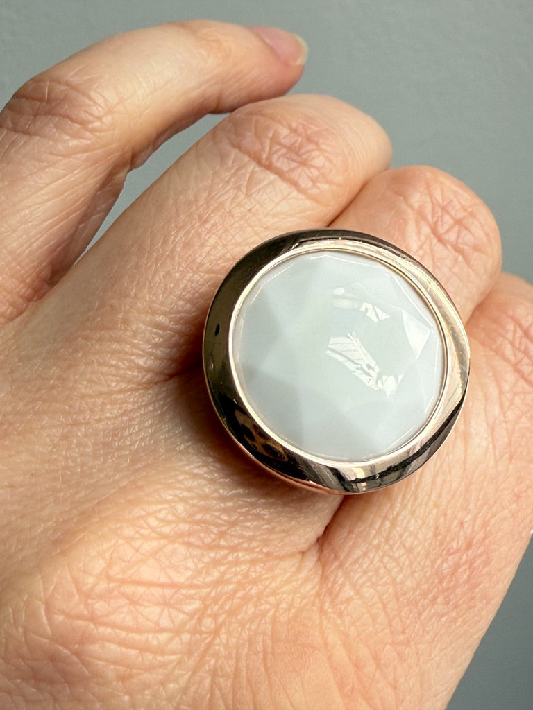 18k Gold Vintage Italian Cocktail Ring with Faceted White Stone - Size 7