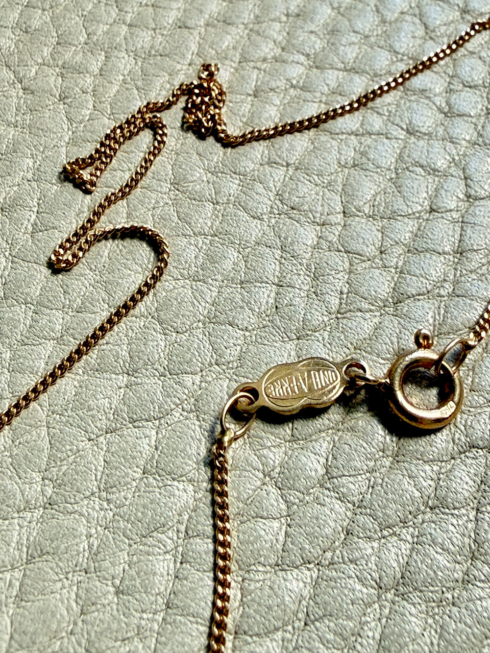 Vintage Italian UnoAErre 18k gold 1mm curb link necklace - 16.8 inch length