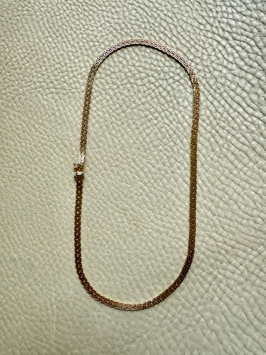 1944-1968 UnoAErre Italian Woven Flat Lay Necklace in 18k Gold - 16.75 inch length