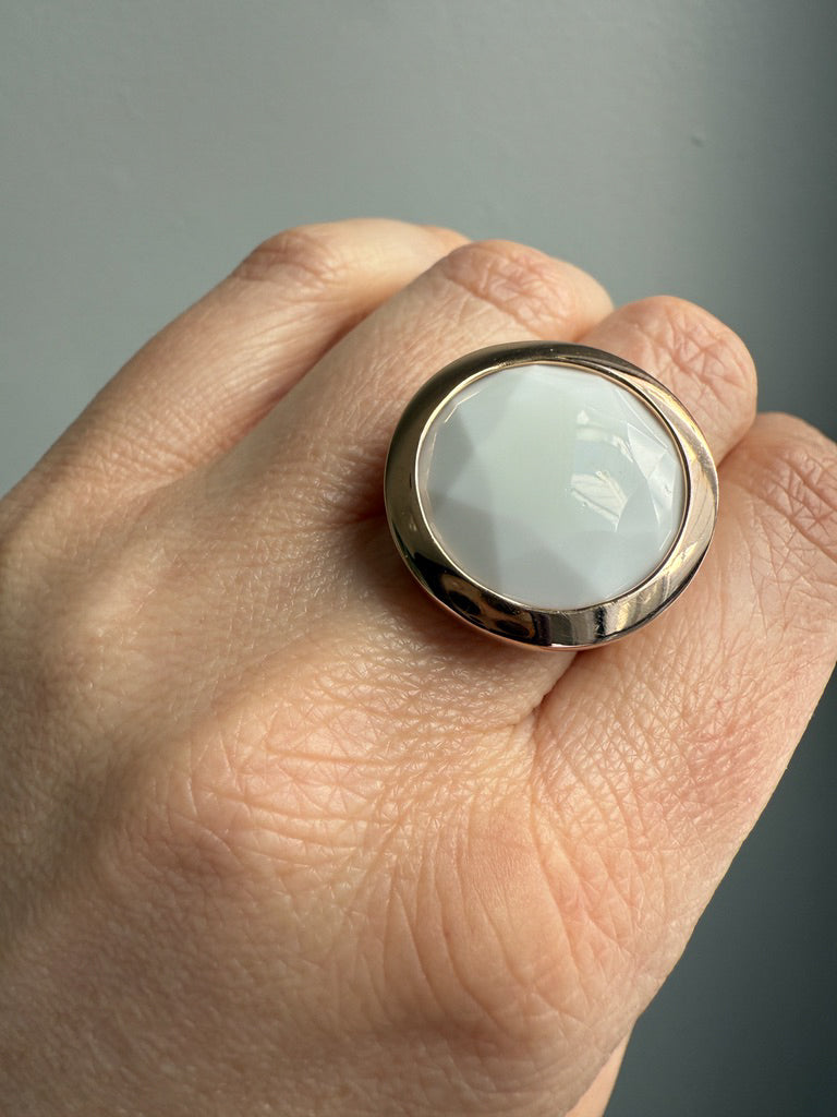 18k Gold Vintage Italian Cocktail Ring with Faceted White Stone - Size 7