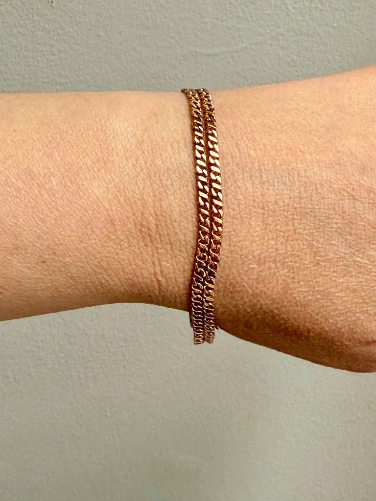 Midcentury era 18k gold Curb Link - Double strand bracelet - 7.6 inch length