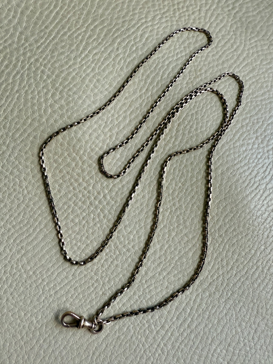 REDUCED! Antique Longuard Oval Belcher Chain in Pale Yellow 7k gold - 20 inch necklace length