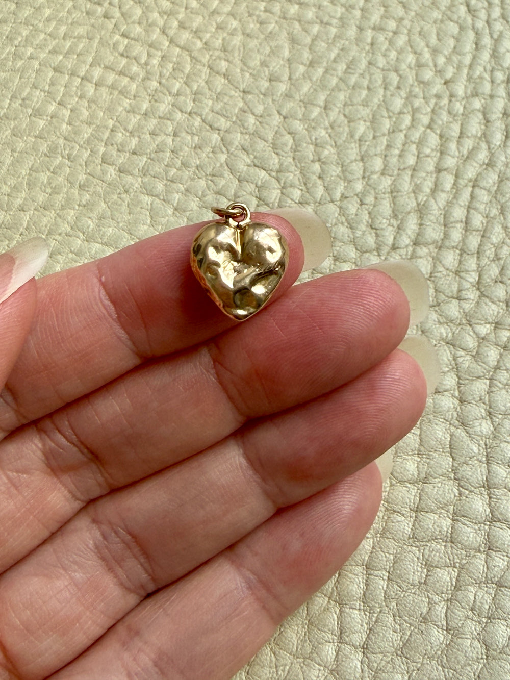 Vintage 18k Gold "Molared" Puffy Heart Charm – 0.75 inch Drop