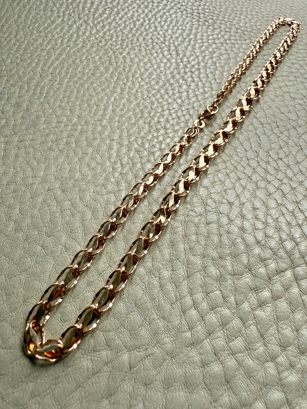 1960 Swedish Vintage Tulip Link Necklace in Rosy 18k gold - 16.3 inch length