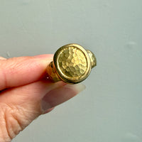 Unique! 18k Gold Vintage Signed Hammer Finish Signet Ring - Size 6.75-7