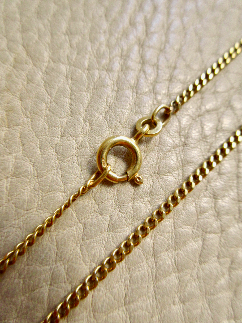 Vintage Italian 18k Yellow Gold Curb Link Chain Necklace – 23.4 Inch Length